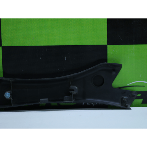 ACABAMENTO COLUNA LADO DIREITO RENAULT SANDERO 2007 Á 2014 Original Usado