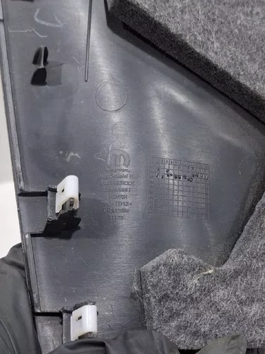 Acabamento Console Jeep Renegade 2018 A 2023 Direito Original Usado