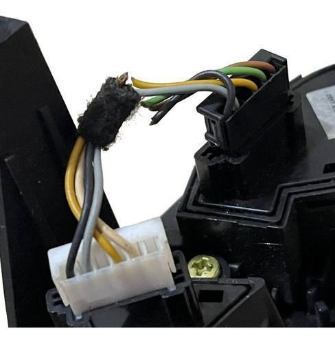 Acabamento Volante Botões De Som Hb20 2012 A 2015 Original Usado