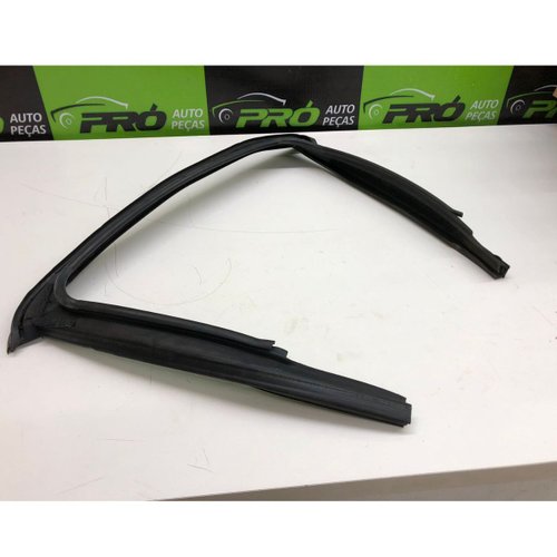 Borracha Canaleta Traseira Esquerda Fiat Toro 2024 Original Usado