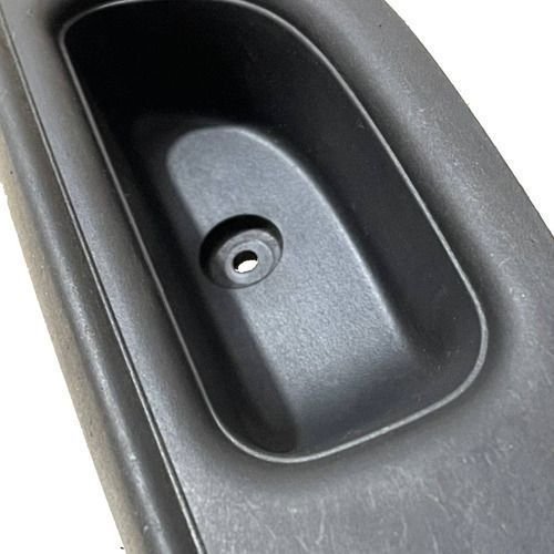 Botão Vidro Elétrico Traseiro Esquerdo Versa 2014 A 2019 Original Usado