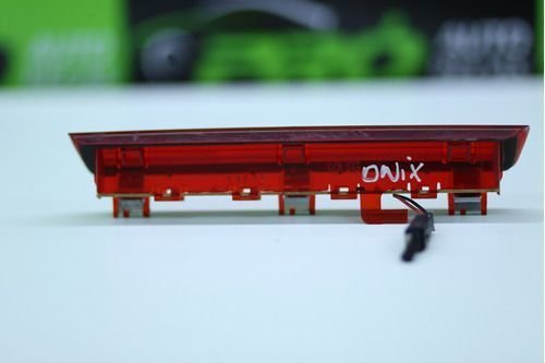 Break Kight Luz De Freio Chevrolet Onix 2013 Á 2019 Original Usado