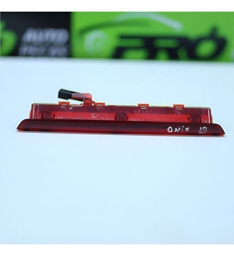 Break Light Luz De Freio Chevrolet Onix 2013 Á 2019 52152500 Original Usado