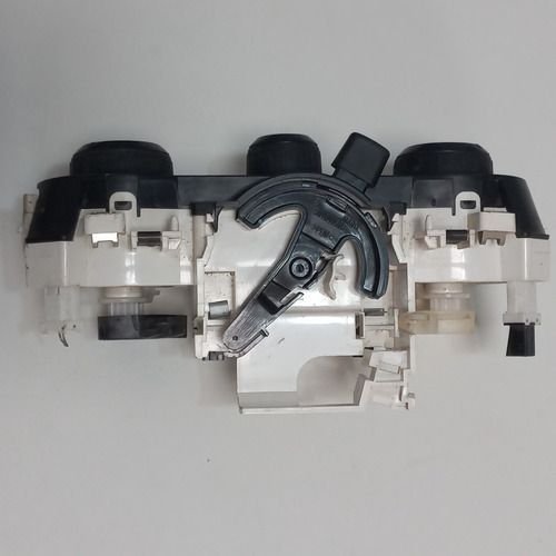 Comando Ar Condicionado Fiat Mobi Original 5w8541000 Original Usado