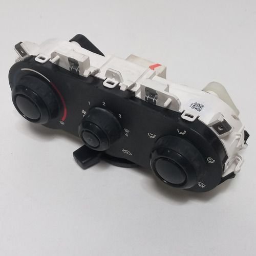 Comando Ar Condicionado Fiat Mobi Original 5w8541000 Original Usado