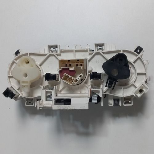 Comando Ar Condicionado Fiat Mobi Original 5w8541000 Original Usado