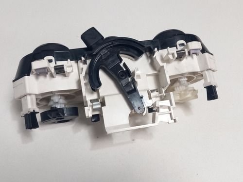 Comando Ar Condicionado Fiat Mobi/uno Vivace 5w8541000 Original Usado