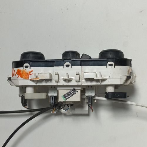 Comando Ar Condicionado Fiat Uno 2015 Á 2019 5u1843000 Original Usado