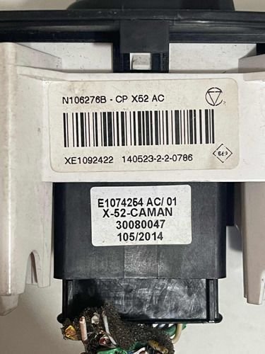 Comando Ar Condicionado Renault Sandero 2014 A 2019 Original Usado