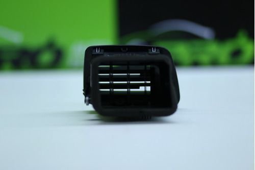 Difusor Ar Condicionado Lado Direito Gm Cobalt 2012 Á 2016 Original Usado