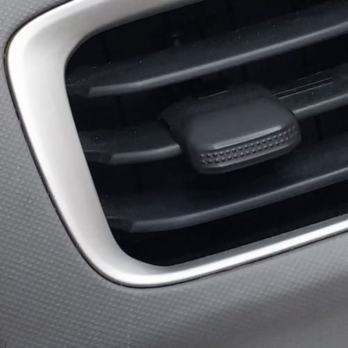 Difusor Ar Lateral Esquerdo Onix Prisma 2013 A 2019 52036118 Original Usado