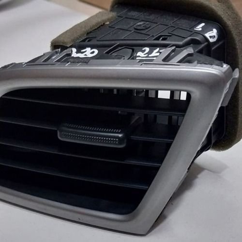 Difusor De Ar Esquerdo Hyundai Creta 2017 2018 2019 20 2021 Original Usado