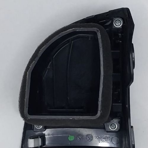 Difusor De Ar Lateral Esquerda Hyundai Hb20 2014 A 2019 Original Usado