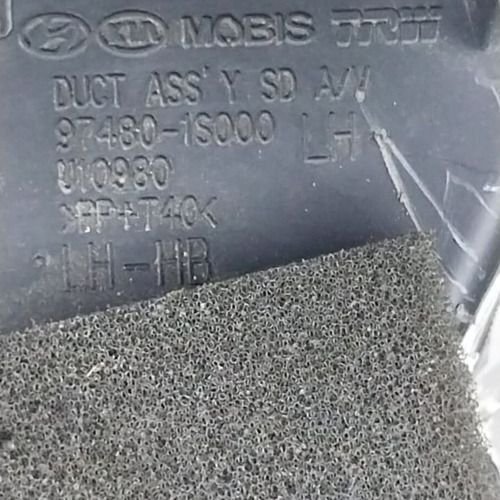 Difusor De Ar Lateral Esquerda Hyundai Hb20 2014 A 2019 Original Usado