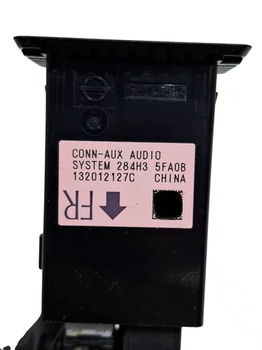 Entrada Usb Console Renault Kwid 2018 2019 2020 2021 2022 Original Usado