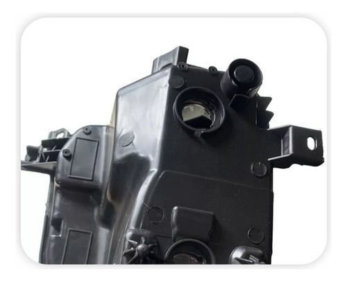 Farol Aux Milha Mitsubishi L200 Triton 2021 A 2023 Direito  Novo
