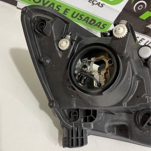 Farol Esquerdo Vw Fox Spacefox Crossfox 2015 A 2020 2100253 Original Usado