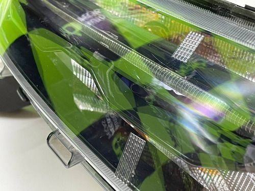 Farol Superior Renault Kwid 2022 A 2024 Com Led Direito Original Usado