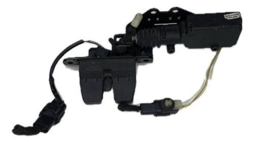 Fechadura Tampa Traseira Ford Fiesta Sedan 2003 A 2012 Original Usado