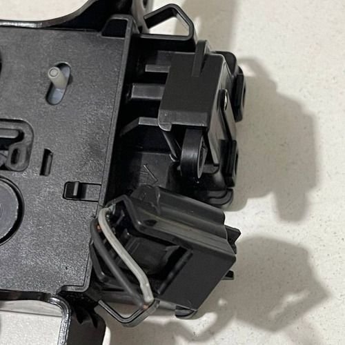 Fechadura Tampa Traseira Renault Sandero 2014 A 2018 Original Usado