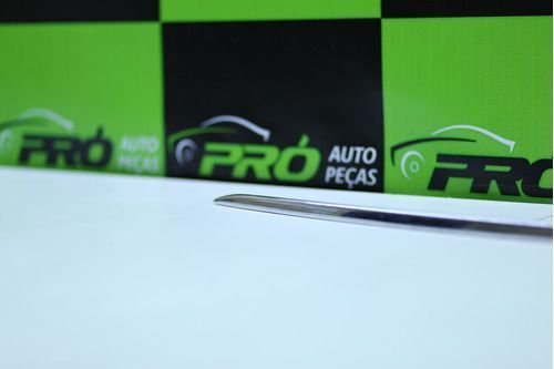Friso Cromado Tampa Traseira Vw Voyage 2009 Á 2013 Original Usado