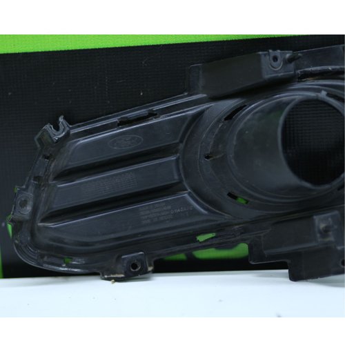 Grade Farol Milha Lado Direito Ford Fusion 2013 á 2016 Original Usado