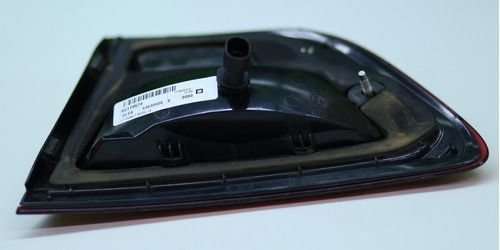 Lanterna Da Tampa Traseira Esquerda Gm Cobalt 2016 Á 2020 Original Usado