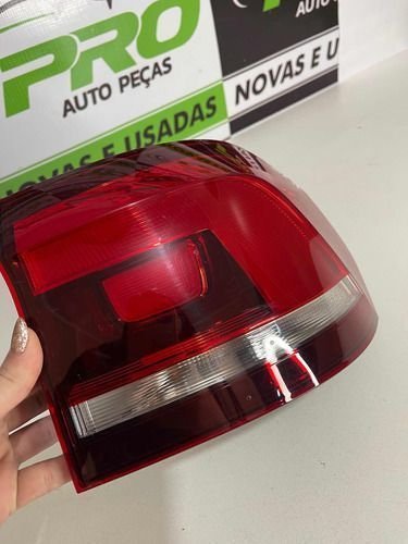 Lanterna Fumê Traseira Direita Vw Fox 2015 A 2022 5z0945096c Original Usado