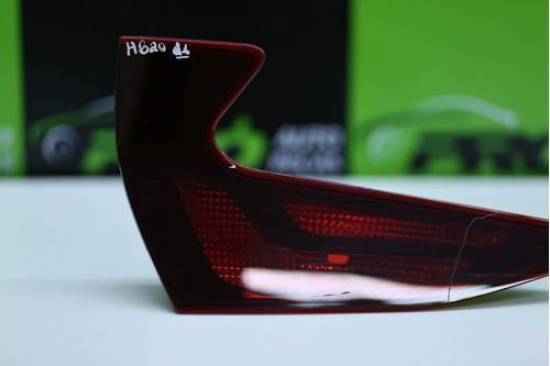 Lanterna Porta Malas Esquerda Hyundai Hb20 2020 A 2022 Hatch Original Usado