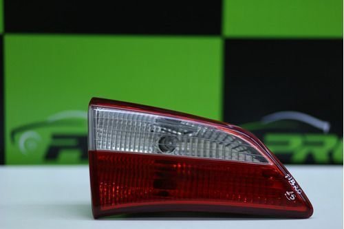 Lanterna Tampa Esquerda Hyundai Hb20 2015 924031s0 Original Usado