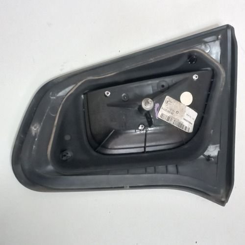 Lanterna Tampa Traseira Citroën C3 Lado Esquerdo 9685225580 Original Usado