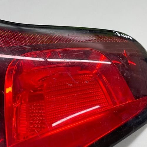 Lanterna Tampa Traseira Direita Citroen C3 2014 A 2019 Original Usado
