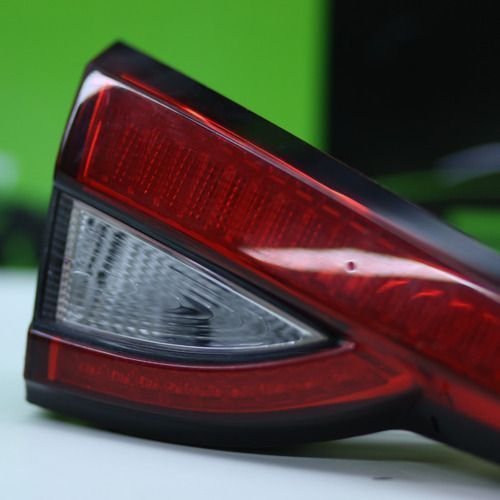 Lanterna Tampa Traseira Esquerda Fiat Argo 2020 A 2023 Original Usado