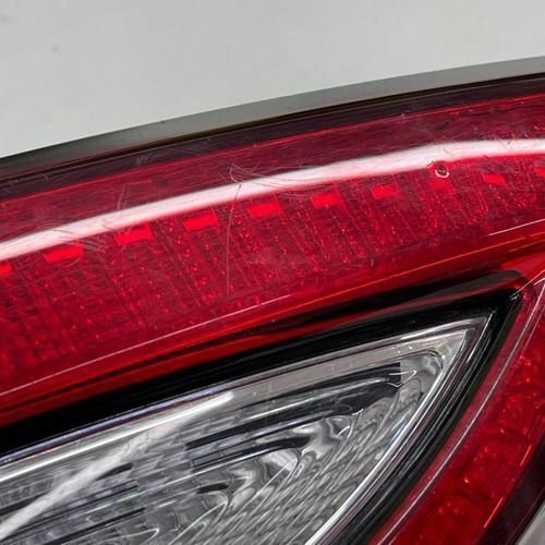 Lanterna Tampa Traseira Esquerda Fiat Argo 2020 A 2023 Original Usado