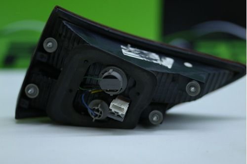Lanterna Tampa Traseira Esquerda Hb20 2015 924031s0 Original Usado