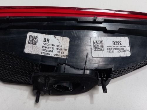 Lanterna Tampa Traseira Esquerda Hb20 Sedan 2020 2021 2022 Original Usado