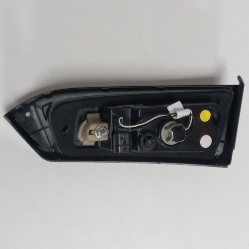 Lanterna Tampa Traseira Esquerdo Fiat Cronos Orig 14718041 Original Usado