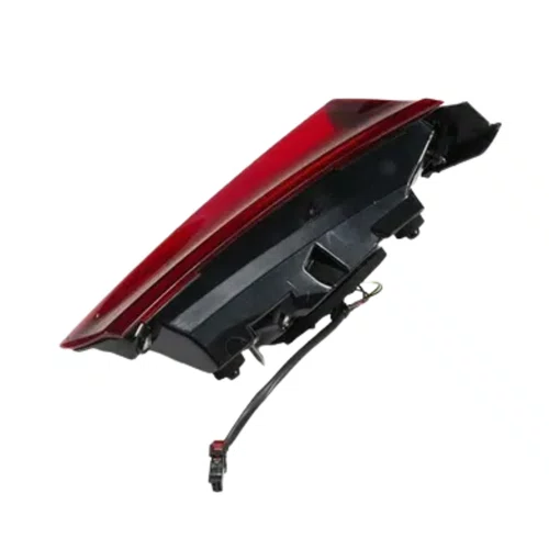 Lanterna Tampa Traseira GM Tracker 2020 a 2025 Com Led Esquerdo