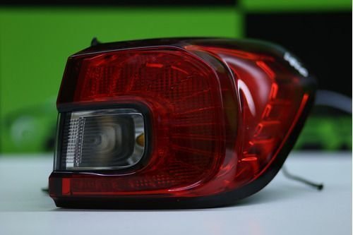 Lanterna Traseira Direita  Fiat Argo 2017 Á 2021 49420748 Original Usado