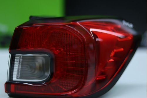 Lanterna Traseira Direita Fiat Argo 2018 Á 2023 49420748 Original Usado
