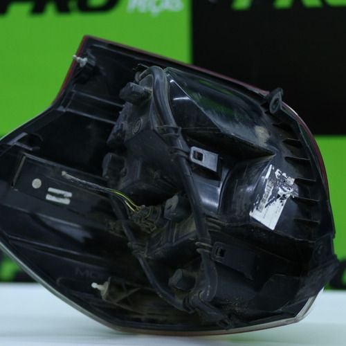 Lanterna Traseira Direita Fiat Mobi 2016 2017 2018 2019 Original Usado
