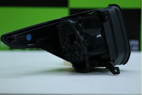 Lanterna Traseira Direita Fiat Strada 2019 Á 2023 03836000 Original Usado