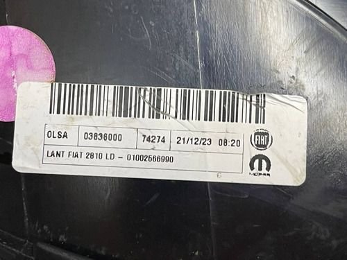 Lanterna Traseira Direita Fiat Strada 2020 A 2024  03836010 Original Usado