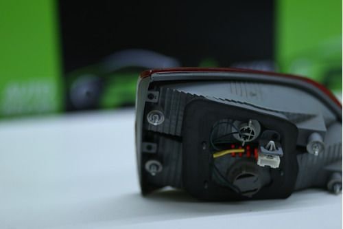 Lanterna Traseira Direita Hyundai Hb20 2013 Á 20218 924041s0 Original Usado
