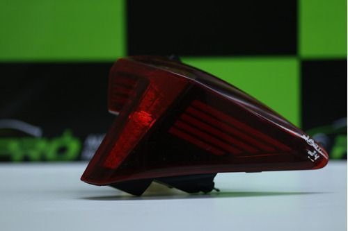Lanterna Traseira Direita Hyundai Hb20 2023 2024 92402r1500 Original Usado