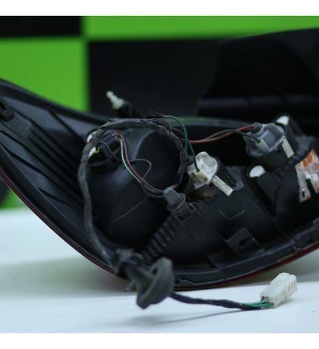 Lanterna Traseira Direita Renault Kwid 2018 2019 20 21 2022 Original Usado