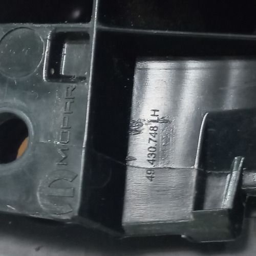Lanterna Traseira Esquerda Fiat Argo Original  49430748 Original Usado
