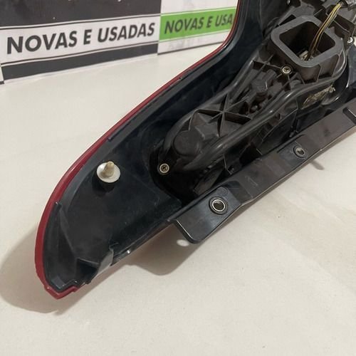 Lanterna Traseira Esquerda Fiat Palio Attractive 2012 Á 2015 Original Usado