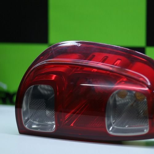 Lanterna Traseira Esquerda Fiat Uno Vivace 2011 A 2015 Original Usado