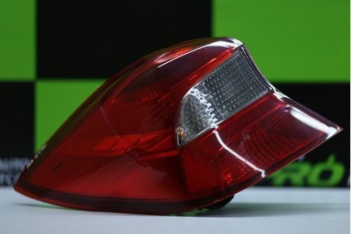 Lanterna Traseira Esquerda Ford Ka 2015 Á 2018 *Avaria Original Usado